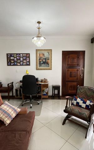 Casa à venda com 120m², 3 quartos e 3 vagas Casa à venda com 120m², 3 quartos e 3 vagasSala