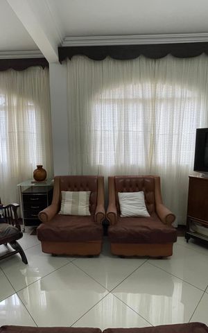 Casa à venda com 120m², 3 quartos e 3 vagas Casa à venda com 120m², 3 quartos e 3 vagasSala