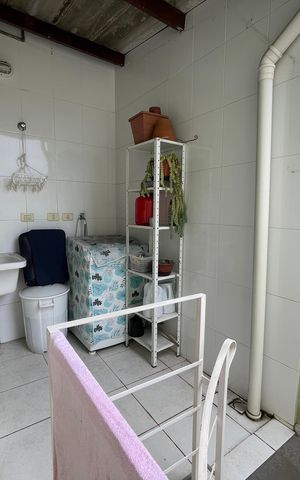 Casa à venda com 120m², 3 quartos e 3 vagas Casa à venda com 120m², 3 quartos e 3 vagasÁrea de Serviço