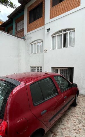 Casa à venda com 120m², 3 quartos e 3 vagas Casa à venda com 120m², 3 quartos e 3 vagasGaragem