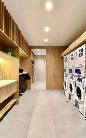 Studio à venda com 25m², 1 quarto e sem vaga Studio à venda com 25m², 1 quarto e sem vagaÁrea comum