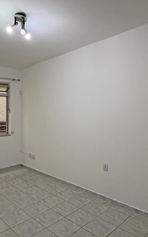 Apartamento para alugar com 70m², 2 quartos e 1 vagaSala