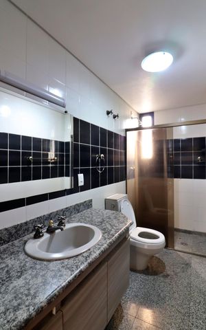 Apartamento para alugar com 320m², 4 quartos e 4 vagasBanheiro Social