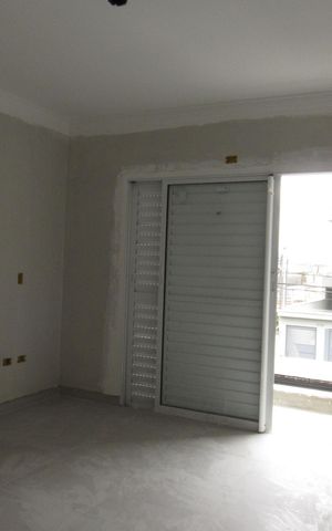 Casa à venda com 140m², 3 quartos e 4 vagasSuíte 3