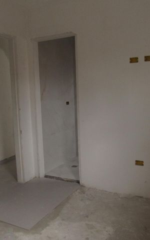 Casa à venda com 140m², 3 quartos e 4 vagasSuíte 2