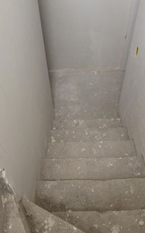 Casa à venda com 140m², 3 quartos e 4 vagasCorredor