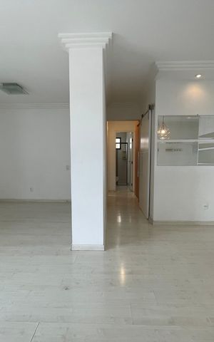 Apartamento à venda com 92m², 2 quartos e 2 vagas Apartamento à venda com 92m², 2 quartos e 2 vagasSala