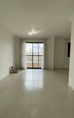 Apartamento à venda com 92m², 2 quartos e 2 vagas Apartamento à venda com 92m², 2 quartos e 2 vagasSala