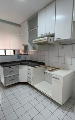 Apartamento à venda com 92m², 2 quartos e 2 vagas Apartamento à venda com 92m², 2 quartos e 2 vagasCozinha