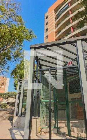 Apartamento à venda com 92m², 2 quartos e 2 vagas Apartamento à venda com 92m², 2 quartos e 2 vagasFachada e portaria