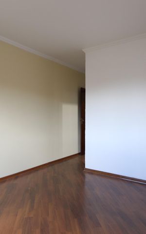 Casa à venda com 135m², 4 quartos e 2 vagasSuíte