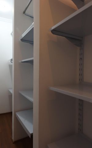Casa à venda com 135m², 4 quartos e 2 vagasCloset da Suíte