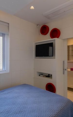 Apartamento à venda com 202m², 3 quartos e 4 vagas Apartamento à venda com 202m², 3 quartos e 4 vagasSuíte 2