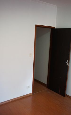Casa à venda com 200m², 2 quartos e 2 vagasQuarto Suíte