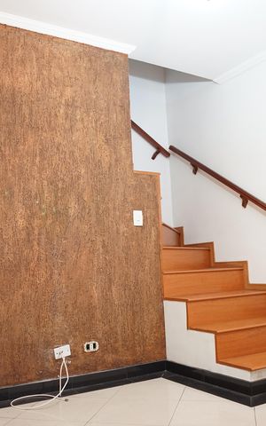 Casa à venda com 200m², 2 quartos e 2 vagasSala