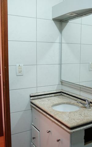 Casa à venda com 200m², 2 quartos e 2 vagasBanheiro 2