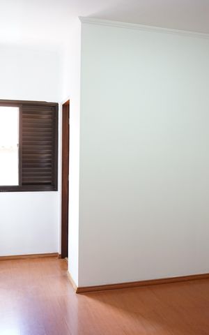 Casa à venda com 200m², 2 quartos e 2 vagasQuarto Suíte
