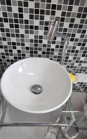 Apartamento à venda com 56m², 2 quartos e 1 vagaBanheiro Social