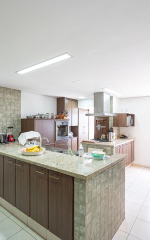 Apartamento à venda com 278m², 4 quartos e 4 vagasCozinha