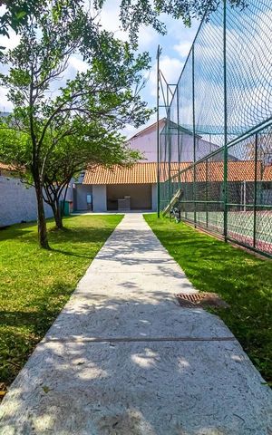 Casa de condomínio à venda com 241m², 3 quartos e 3 vagas