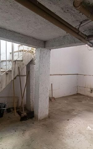 Casa de condomínio à venda com 241m², 3 quartos e 3 vagas