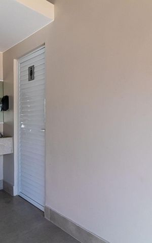 Casa de condomínio à venda com 241m², 3 quartos e 3 vagas