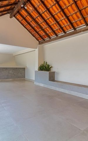 Casa de condomínio à venda com 241m², 3 quartos e 3 vagas