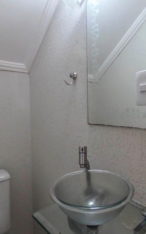 Casa de condomínio à venda com 73m², 2 quartos e 1 vagaLavabo