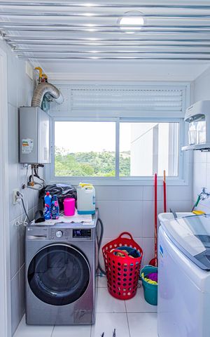 Apartamento à venda com 100m², 4 quartos e 2 vagas Apartamento à venda com 100m², 4 quartos e 2 vagasÁrea de Serviço