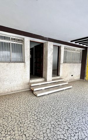 Casa para alugar com 170m², 4 quartos e 2 vagas Casa para alugar com 170m², 4 quartos e 2 vagasGaragem