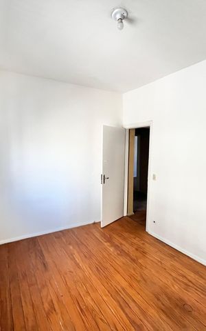 Casa para alugar com 170m², 4 quartos e 2 vagas Casa para alugar com 170m², 4 quartos e 2 vagasQuarto 2