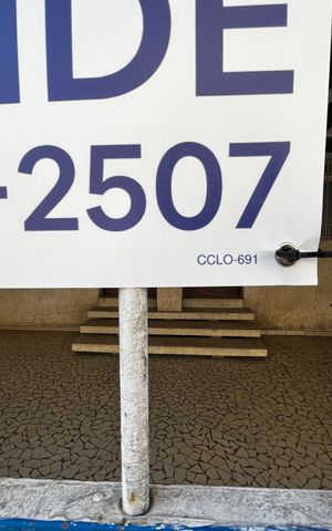 Casa para alugar com 170m², 4 quartos e 2 vagas Casa para alugar com 170m², 4 quartos e 2 vagasFachada/Placa