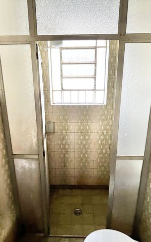 Casa para alugar com 170m², 4 quartos e 2 vagas Casa para alugar com 170m², 4 quartos e 2 vagasBanheiro