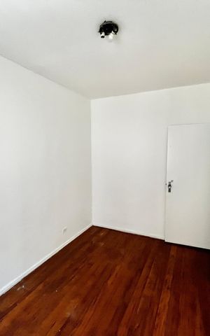 Casa para alugar com 170m², 4 quartos e 2 vagas Casa para alugar com 170m², 4 quartos e 2 vagasQuarto 3