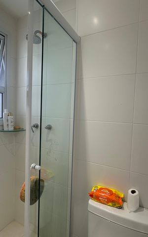 Apartamento à venda com 80m², 2 quartos e 2 vagas Apartamento à venda com 80m², 2 quartos e 2 vagasBanheiro da Suíte 1
