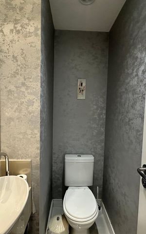Apartamento à venda com 80m², 2 quartos e 2 vagas Apartamento à venda com 80m², 2 quartos e 2 vagasLavabo