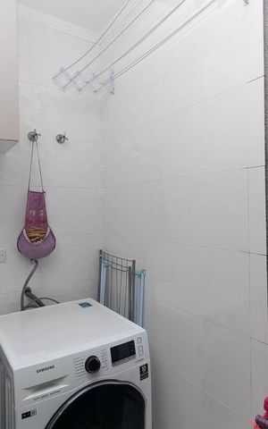 Casa de condomínio à venda com 55m², 2 quartos e 2 vagas Casa de condomínio à venda com 55m², 2 quartos e 2 vagasÁrea de Serviço