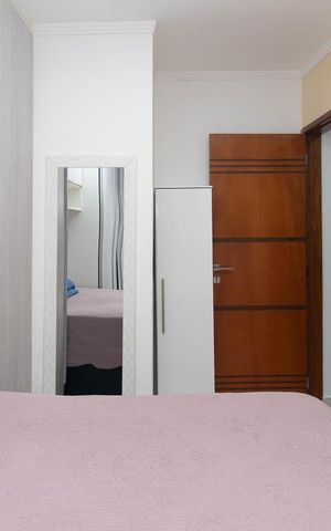 Casa de condomínio à venda com 55m², 2 quartos e 2 vagas Casa de condomínio à venda com 55m², 2 quartos e 2 vagasQuarto Suíte 1