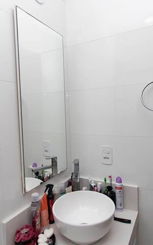 Casa de condomínio à venda com 55m², 2 quartos e 2 vagas Casa de condomínio à venda com 55m², 2 quartos e 2 vagasBanheiro da Suíte 1