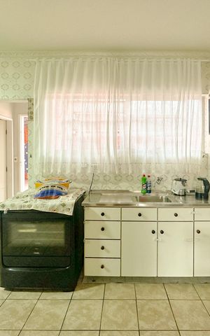 Casa para alugar com 138m², 3 quartos e 2 vagasCozinha