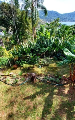 Casa para alugar com 200m², 3 quartos e 2 vagas