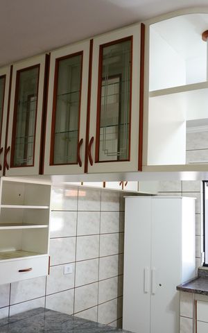 Casa para alugar com 416m², 4 quartos e 6 vagasCozinha 