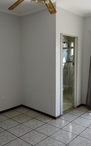 Casa para alugar com 416m², 4 quartos e 6 vagasCozinha 