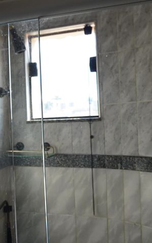 Casa para alugar com 416m², 4 quartos e 6 vagasBanheiro da Suíte 1