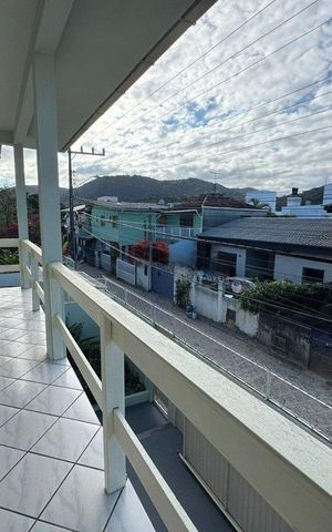 Casa para alugar com 150m², 1 quarto e 2 vagas Casa para alugar com 150m², 1 quarto e 2 vagasVaranda