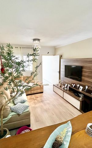 Casa à venda com 138m², 3 quartos e 3 vagasSala