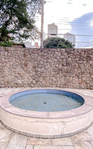 Apartamento à venda com 123m², 4 quartos e 2 vagasÁrea comum - Playground