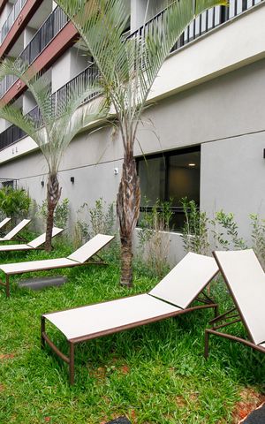 Studio à venda com 25m², 1 quarto e sem vaga Studio à venda com 25m², 1 quarto e sem vagaÁrea Comum - Piscina