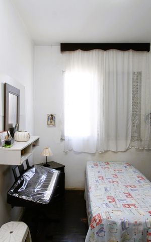 Casa à venda com 336m², 4 quartos e 2 vagasQuarto 2
