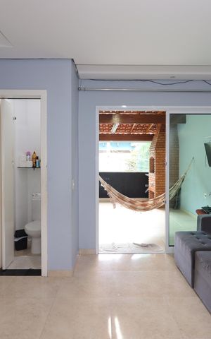 Casa à venda com 152m², 3 quartos e 2 vagasSala